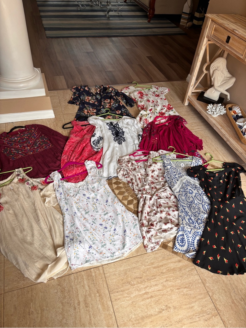Bundle Sale!!! Assorted Women's Floral and Patterned Tops and Dresses